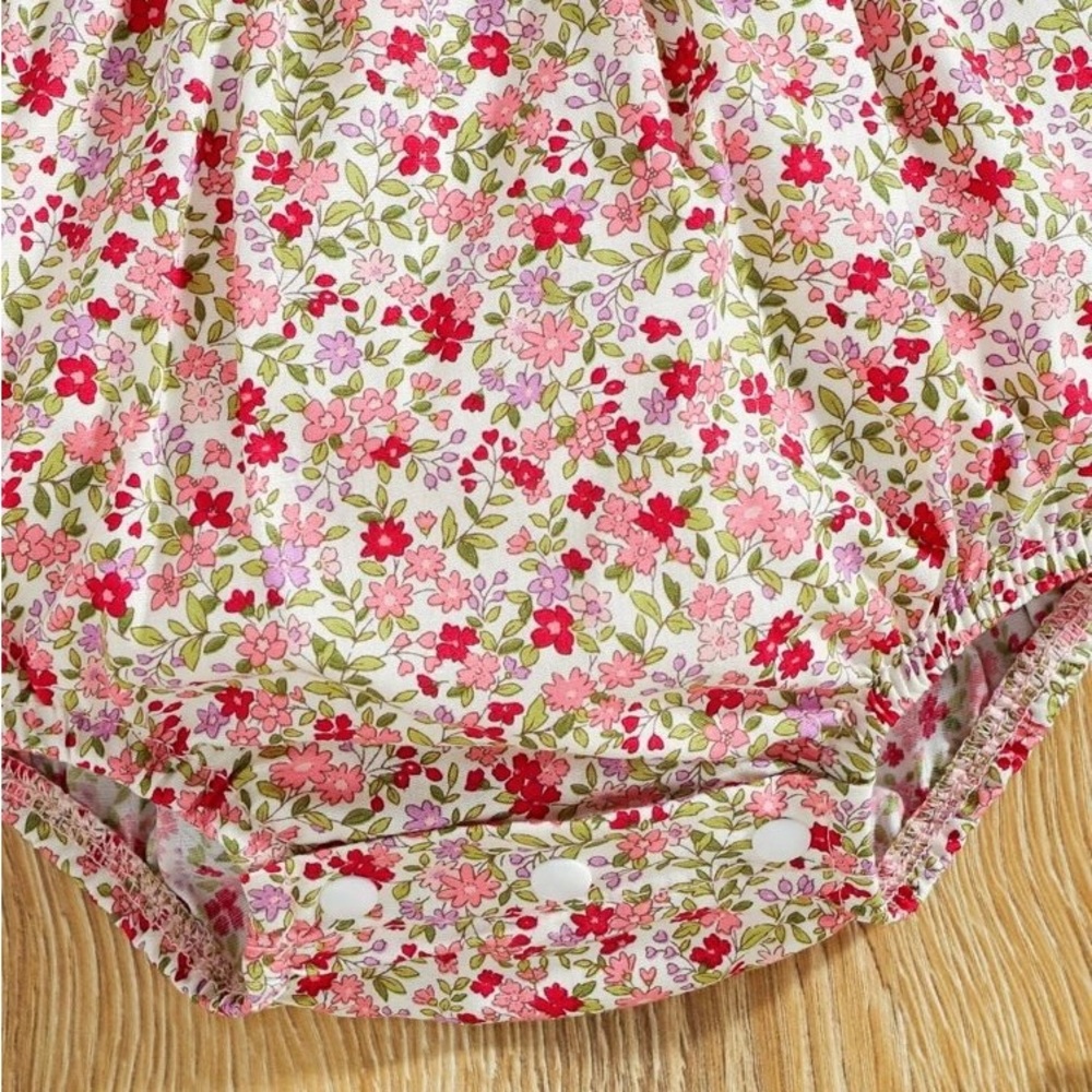 Baby Ditsy Floral Print Ruffle Trim Bodysuit - Picture 6 of 6